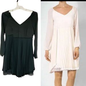 NEW Twin-Set Simona Barbieri Black V-Neck Long Sleeve Pleated Mini Dress Size S